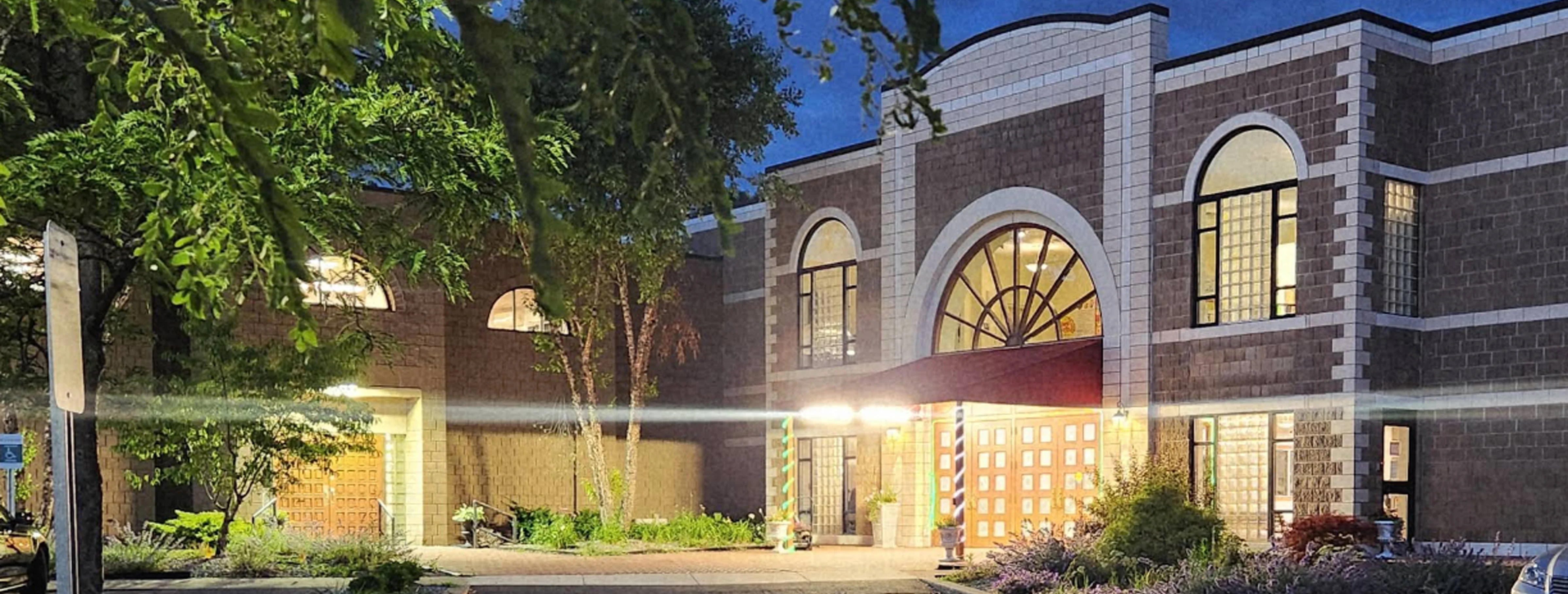 Exterior view of Islamic Center of Rochester Rochester building